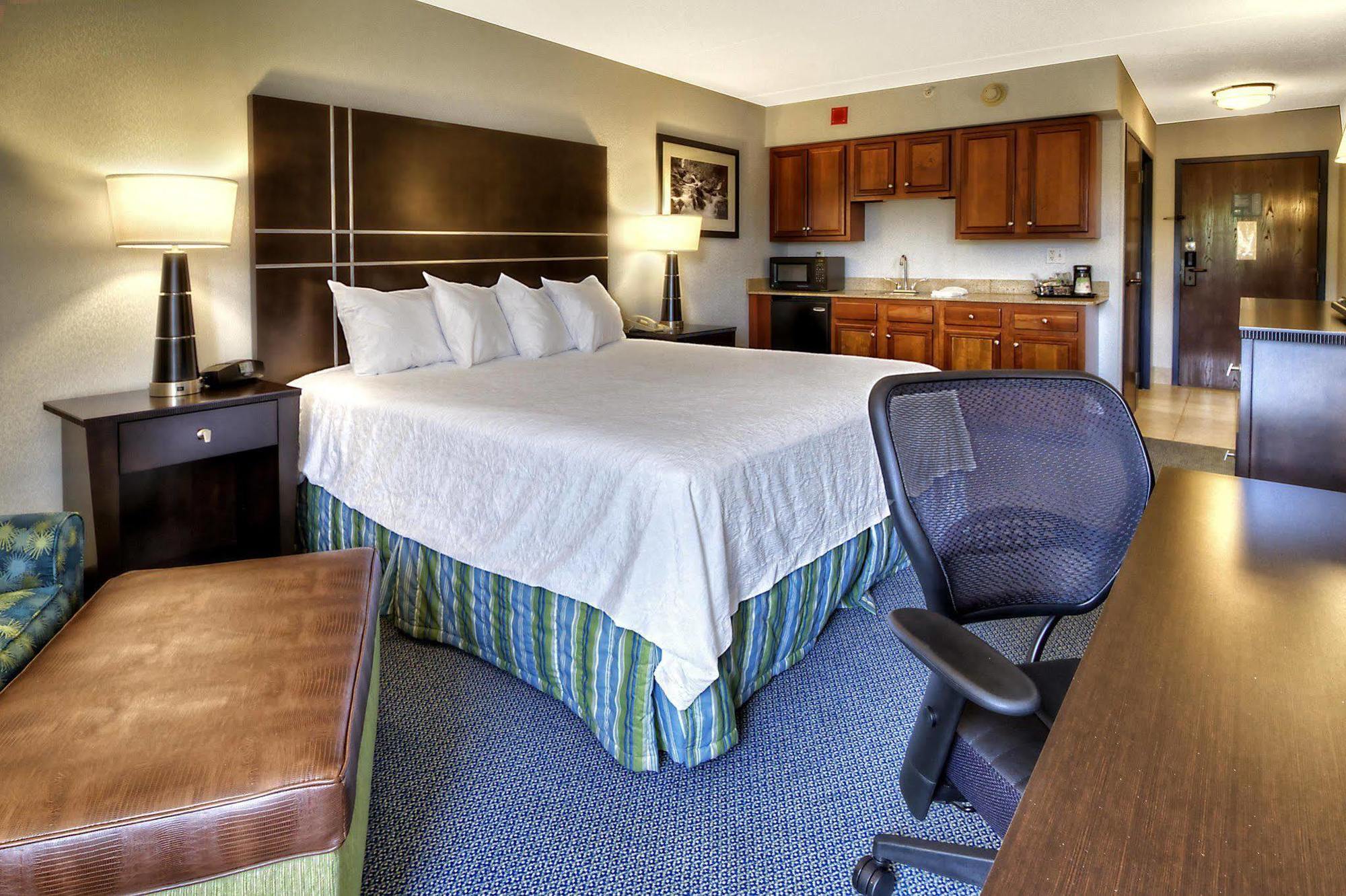 Hampton Inn Greensburg Exteriér fotografie